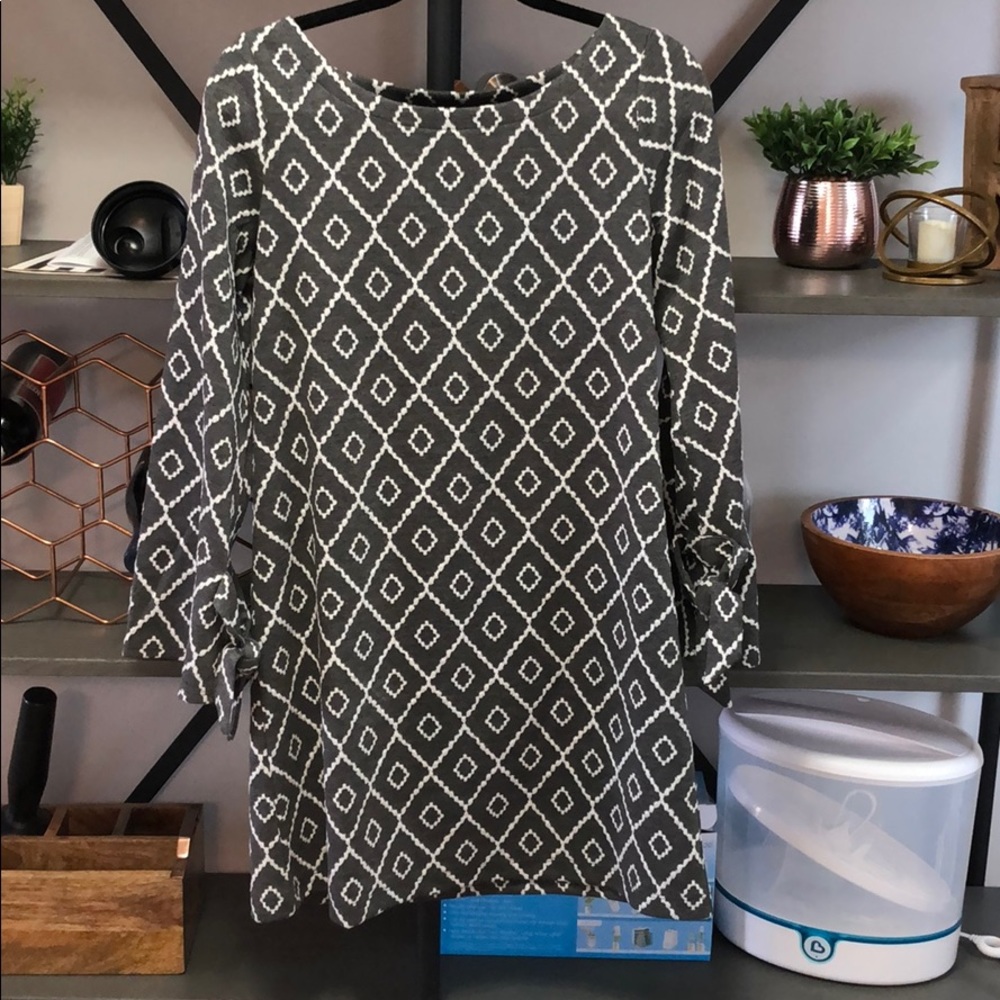 Loft dress, never worn